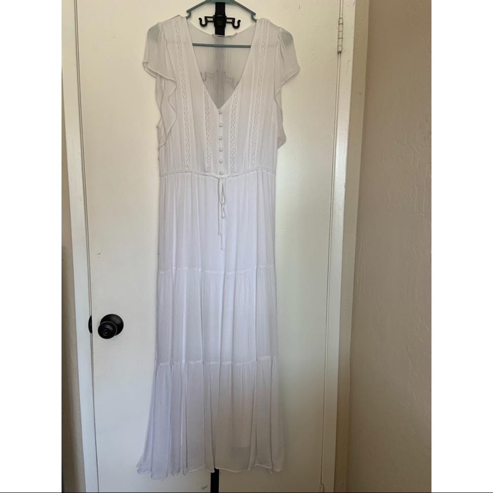 White Short Sleeved dress